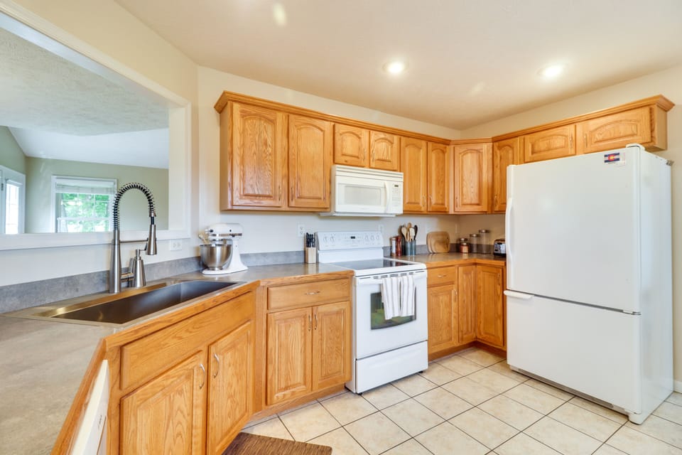 Kitchen | Blender | Coffee Maker | Cooking Basics