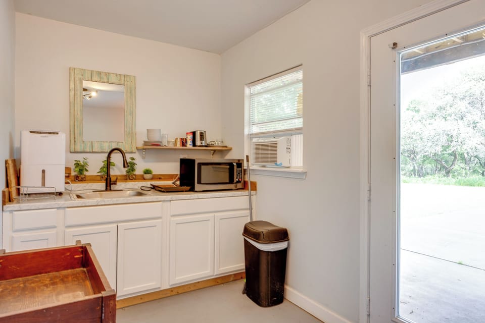 Kitchenette