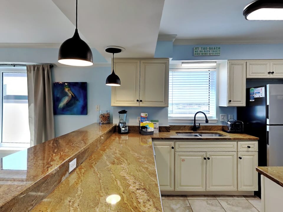 Condo, Multiple Beds, Balcony, Ocean View (#787) | Private kitchen | Fridge, microwave, oven, stovetop