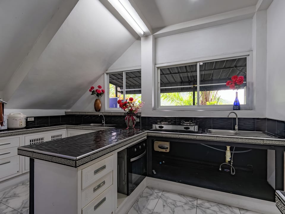 Villa, Multiple Bedrooms, Private Pool, Garden View | Interior