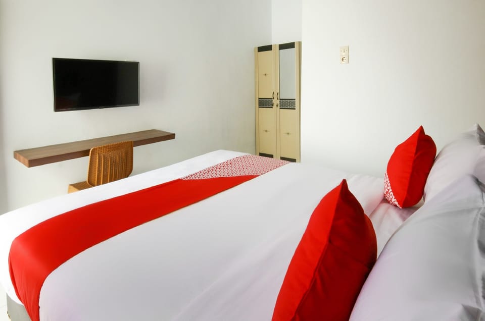 Standard Double Room | WiFi (free), bed sheets
