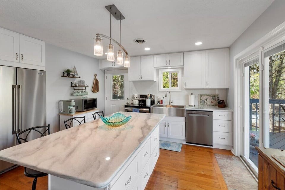 Large kitchen. 
