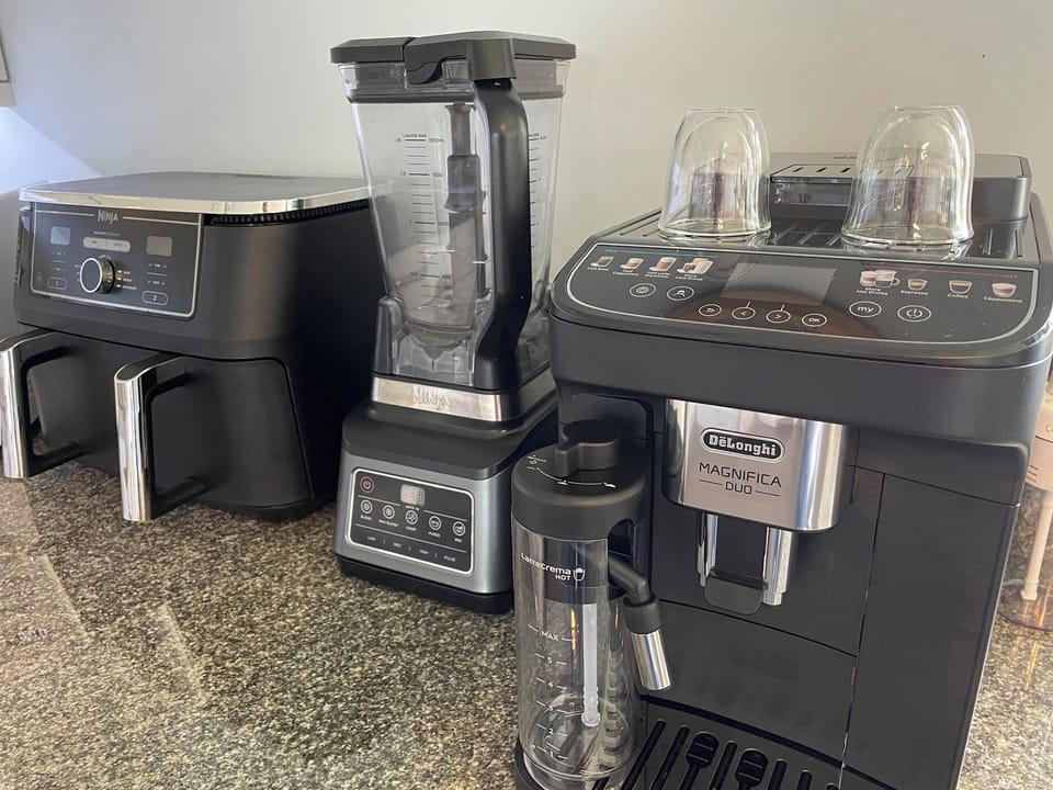 Cottage | Coffee and/or coffee maker