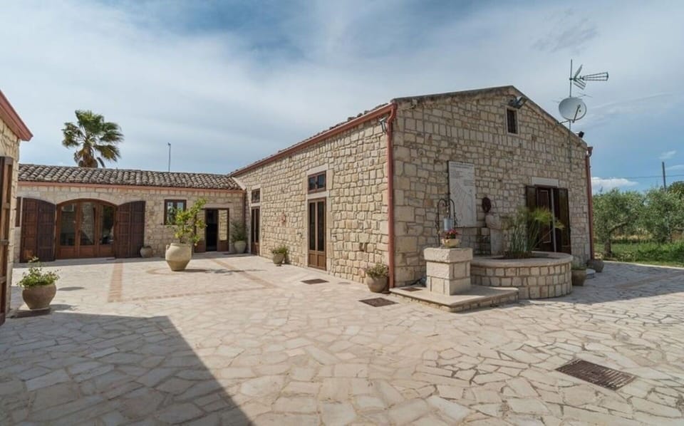 Activities, Amenities, Balcony / Terrace / Patio, Pool, Spring, Summer