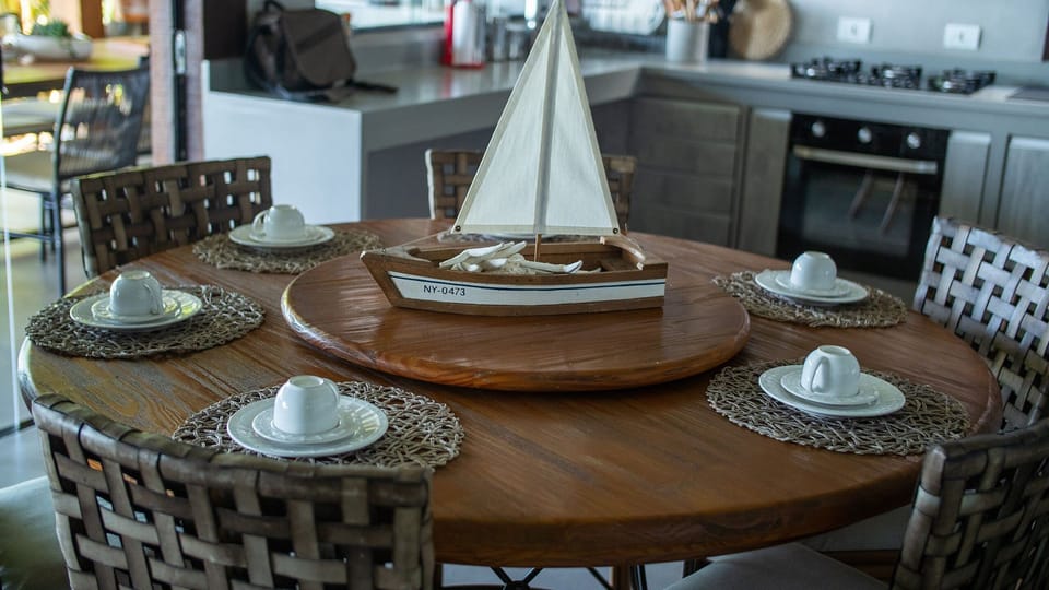 Villa | Dining