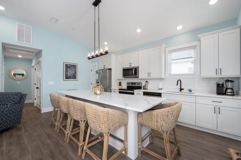 Beachy, Comfortable and fully stocked! Ready for your family trip!