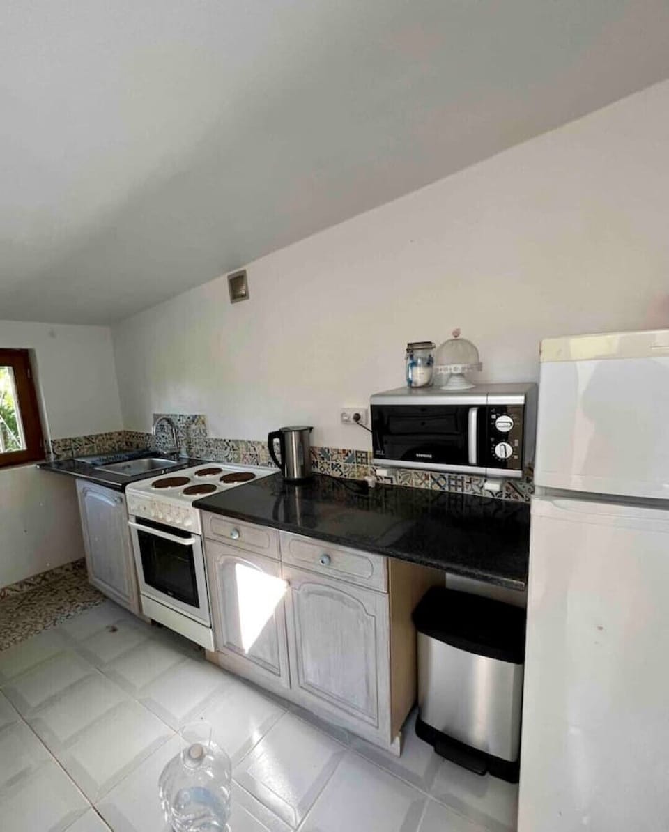Kitchenette- pool house