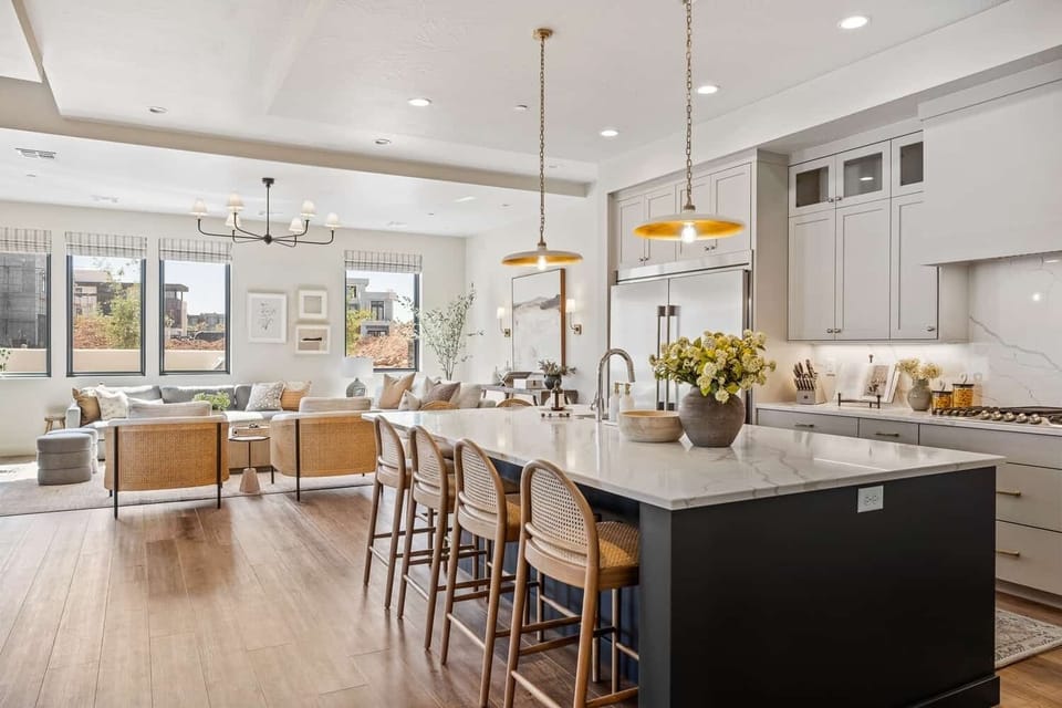 Townhome, Multiple Bedrooms | Private kitchen | Fridge, oven, coffee/tea maker, electric kettle