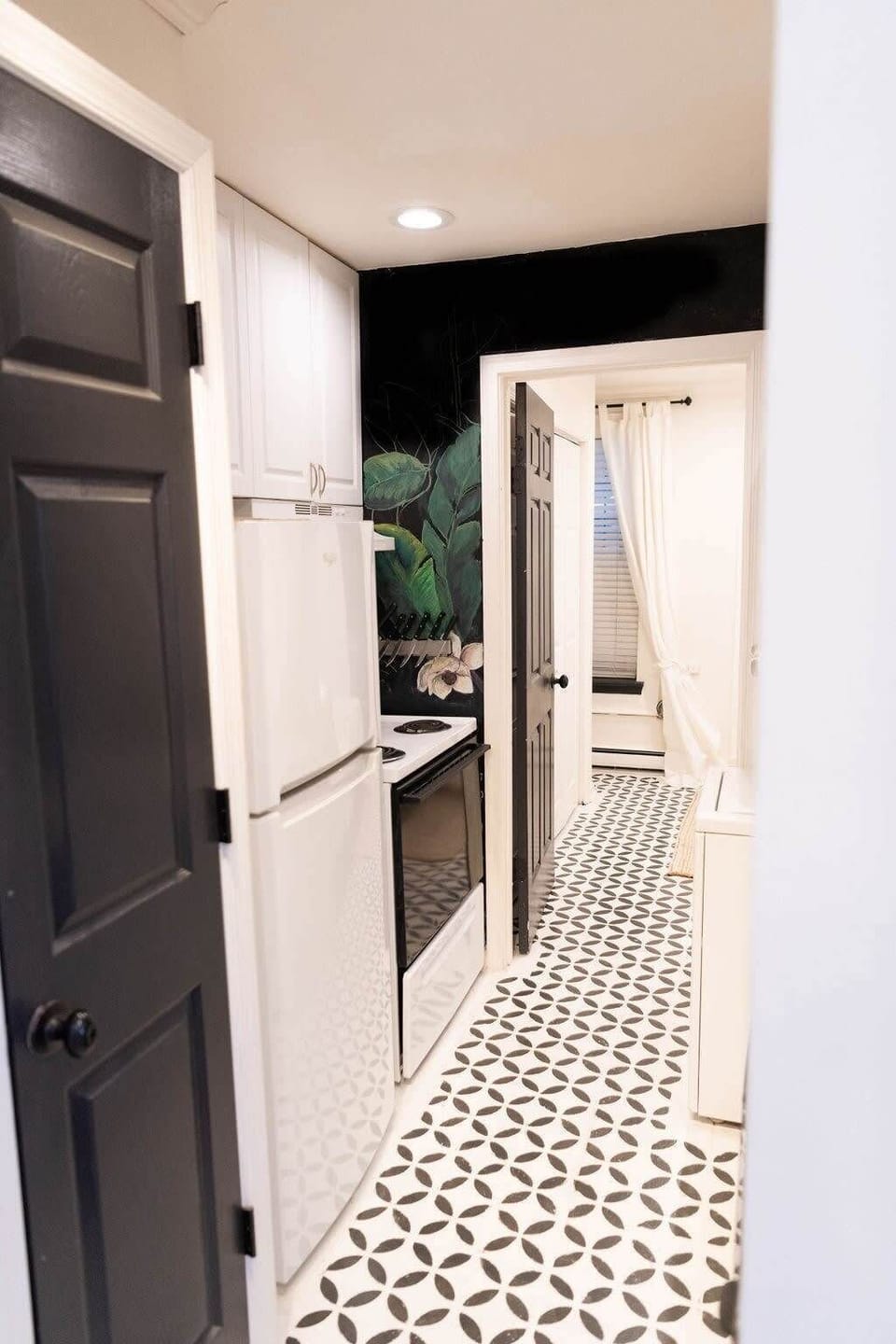 This way to the kitchen and bedroom!