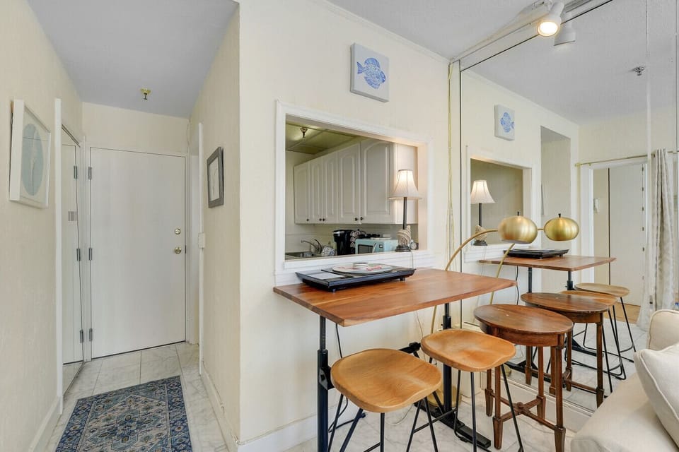 Kitchenette