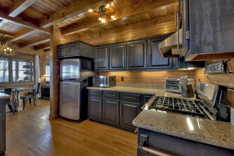 Fully stocked kitchen