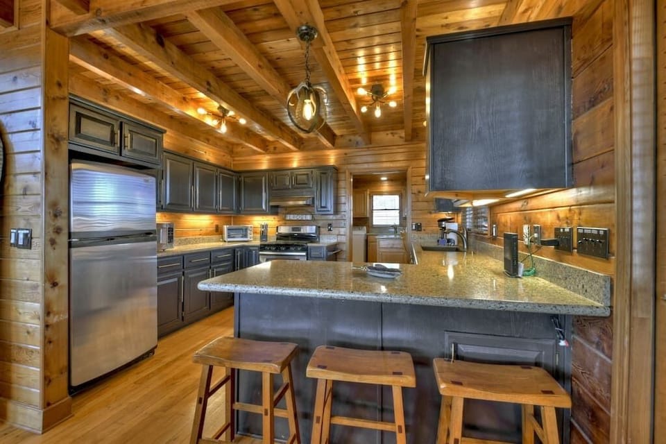 Fully stocked kitchen