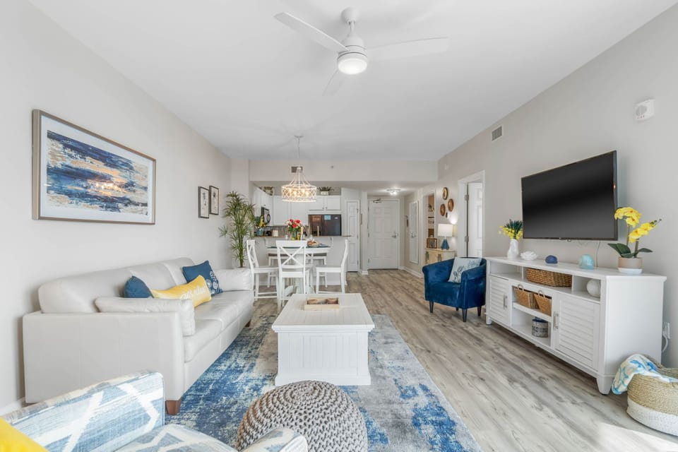 Open concept living space in this newly renovated w/ Gulf Views 