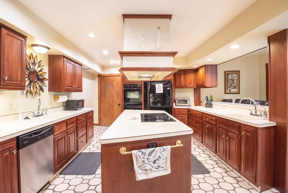Large well equipped kitchen for awesome vacation meals