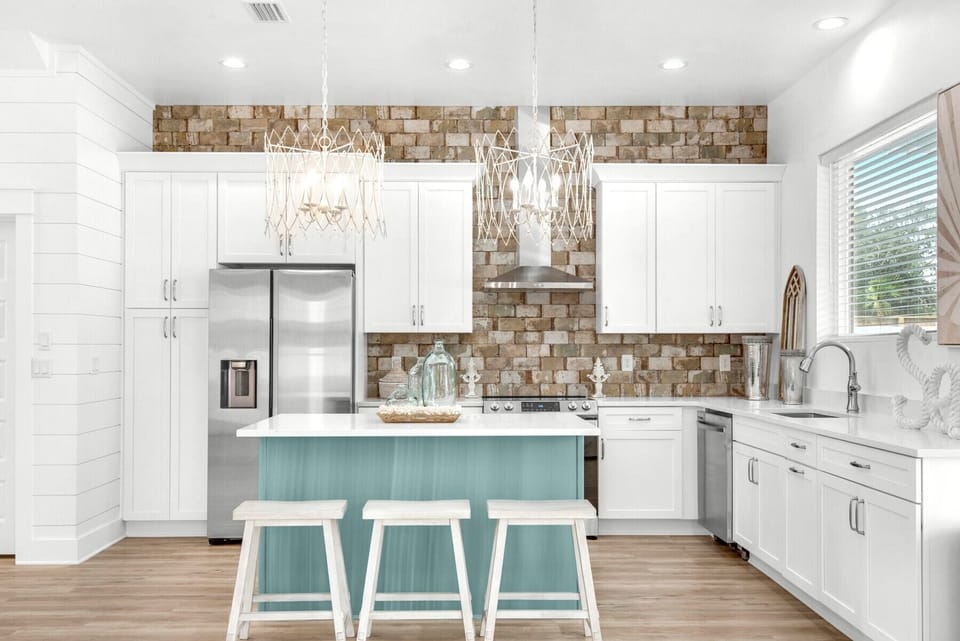 Create culinary masterpieces in Windsong's state of the art kitchen!