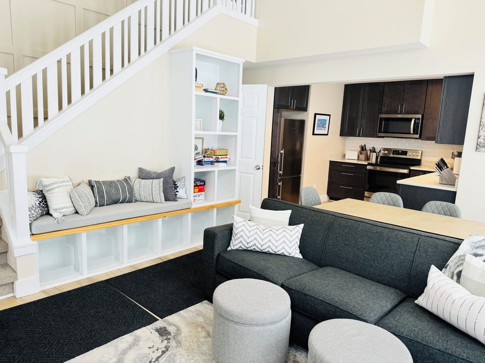 Main Level Living
