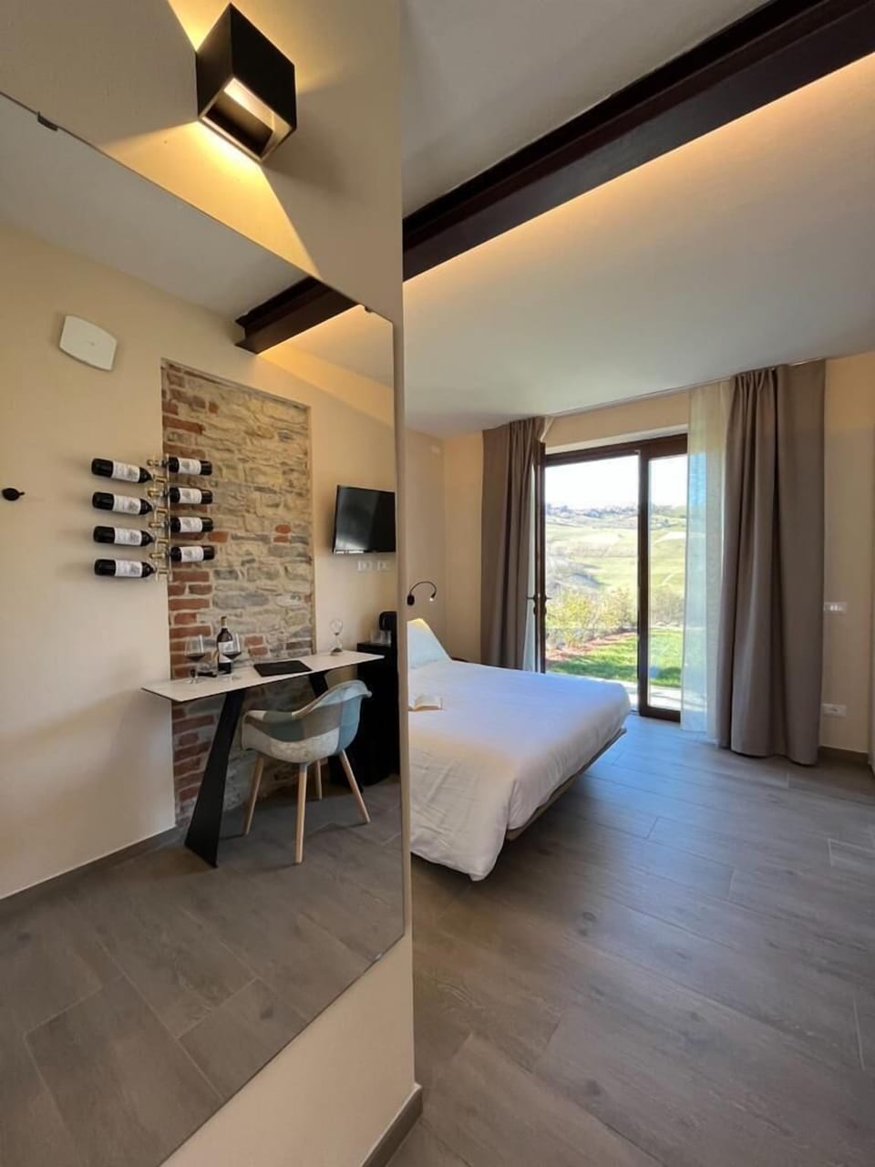 Panoramic Double Room, 1 Double Bed, Pool Access, Vineyard View | Frette Italian sheets, premium bedding, down comforters, pillowtop beds