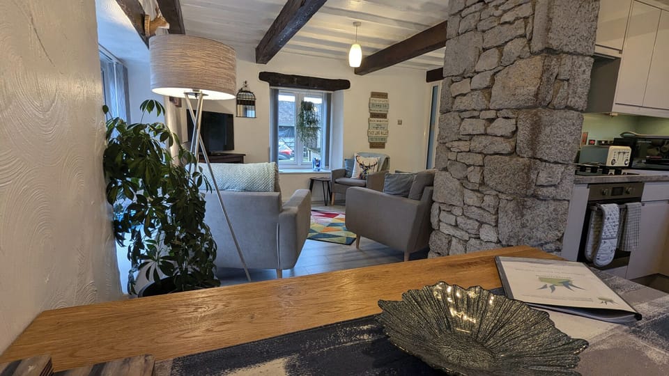 Cottage | Interior