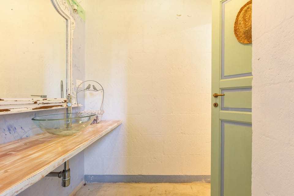 Apartment | Bathroom | Towels