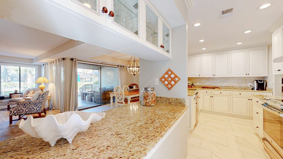 Fully Stocked Kitchen
