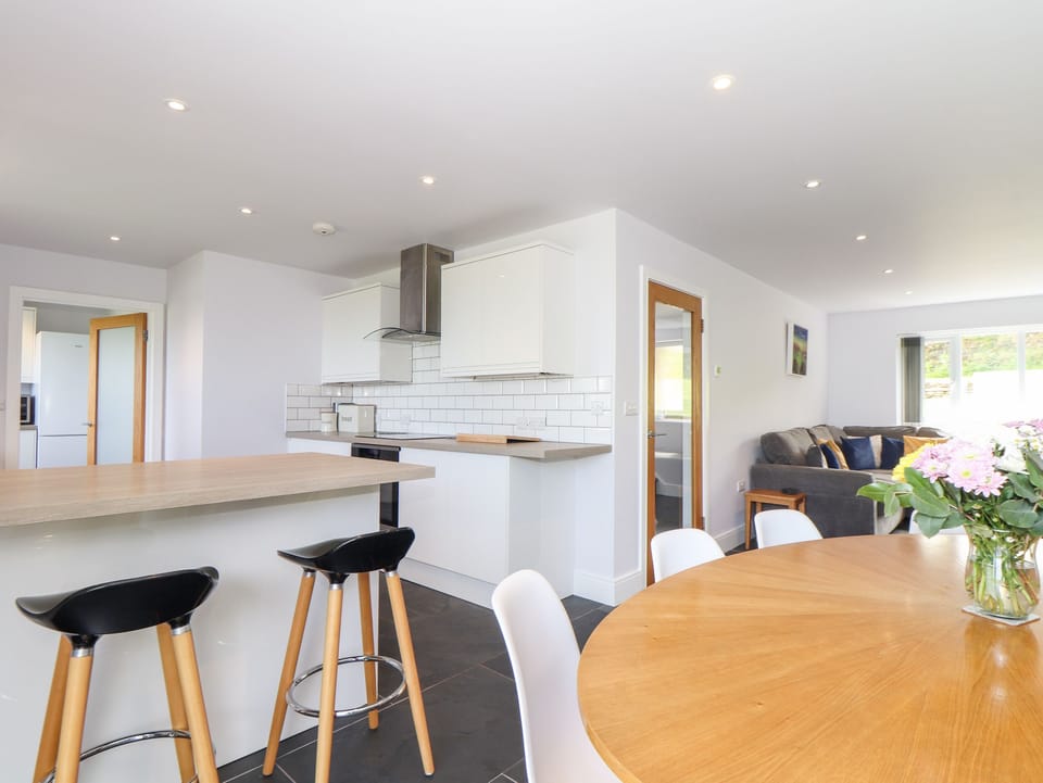 Fridge, dishwasher, electric kettle, toaster