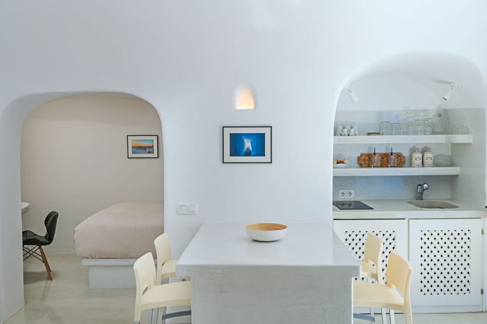Basic Villa | Living area | 1-inch flat-screen TV with digital channels, TV