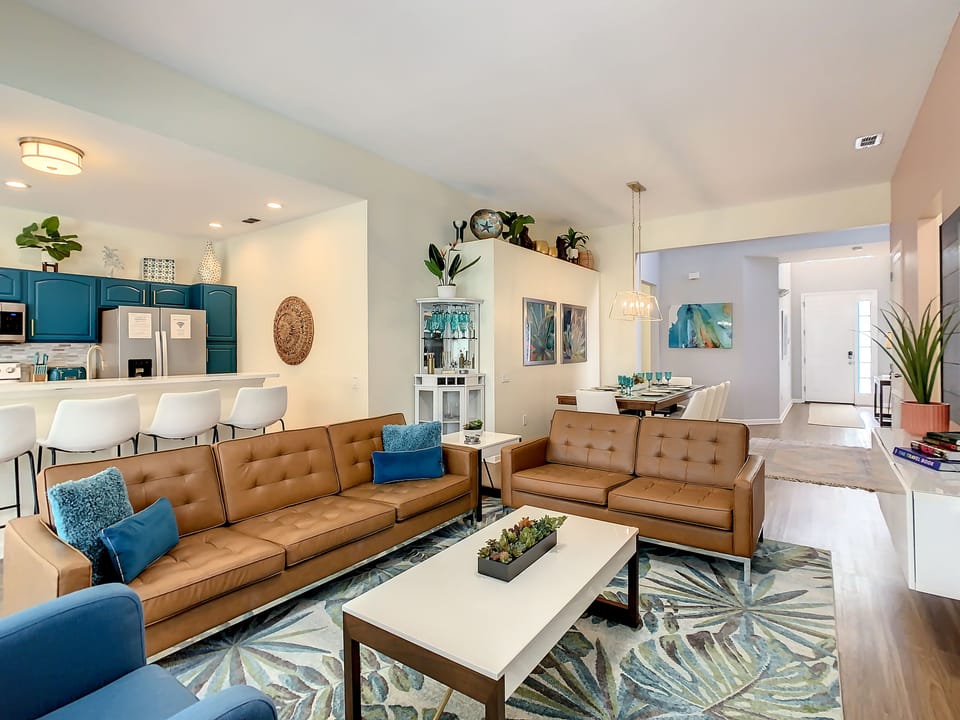 7781TeasconeBoulevard-19