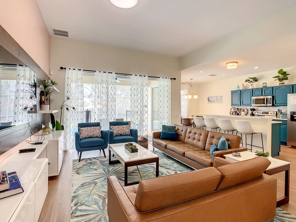 7781TeasconeBoulevard-18
