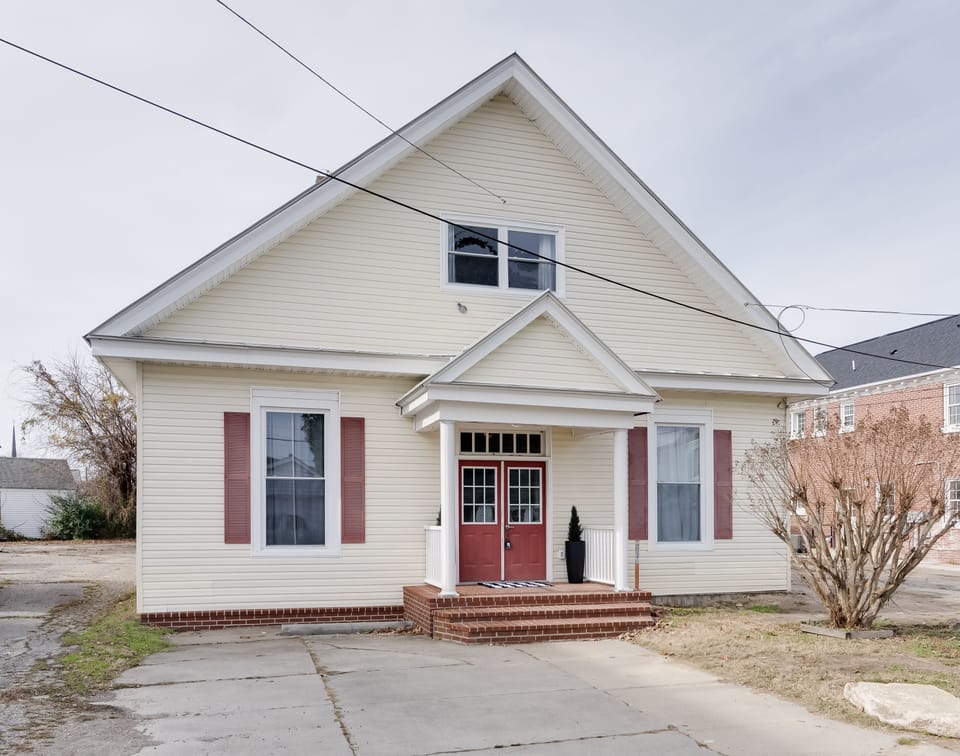 Private parking right in front of your rental allows convenient unloaded and quick access to the front door.