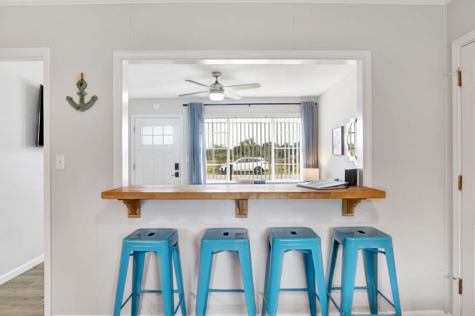 Breakfast Bar