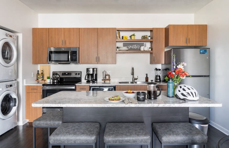 Fuel your day the Trailside way—fresh coffee, a healthy start, and everything you need for a ride just steps from the door. No rush, just roll.
