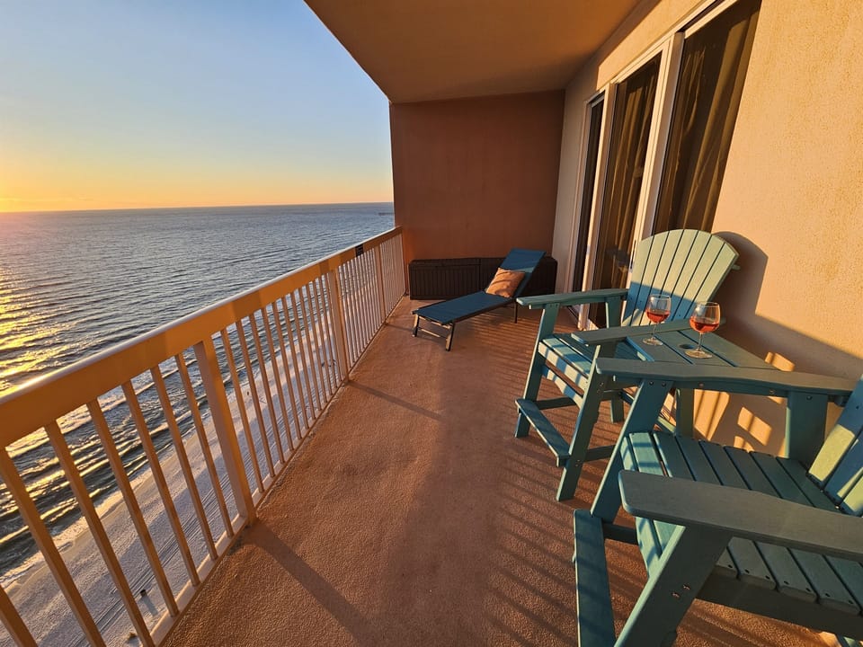 Sunrise Beach Resort features two tropical pools (one seasonally heated) just steps from the beach.
