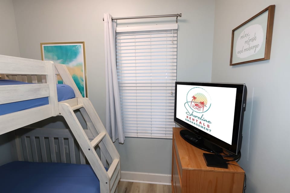 Twin-Over-Full Bunk Room – Perfect for Kids or Teens