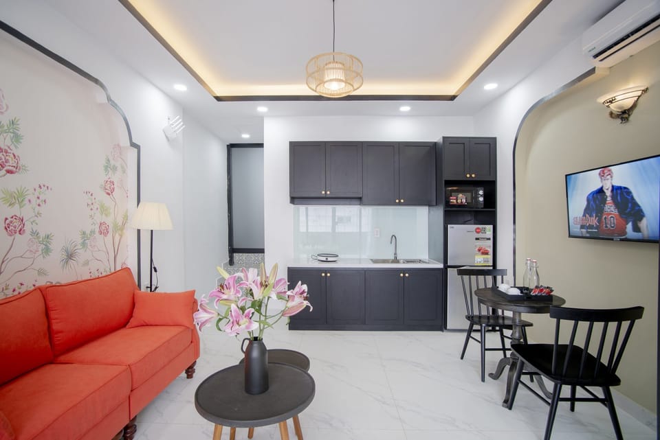 Deluxe Studio Suite | Private kitchen | Paper towels