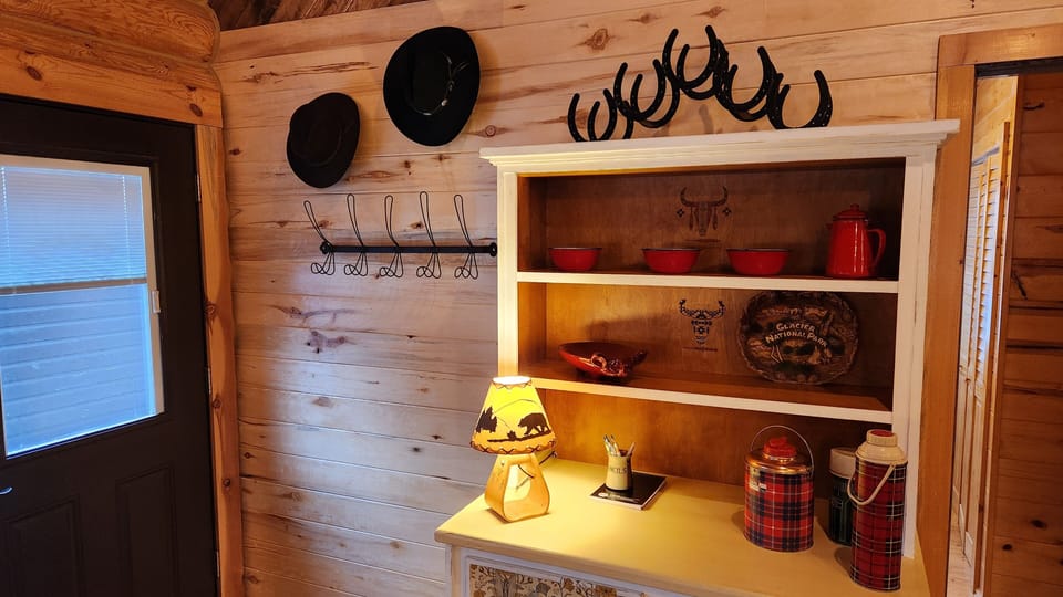 Beargrass Lodge | Private kitchen | Fridge, microwave, coffee/tea maker, freezer