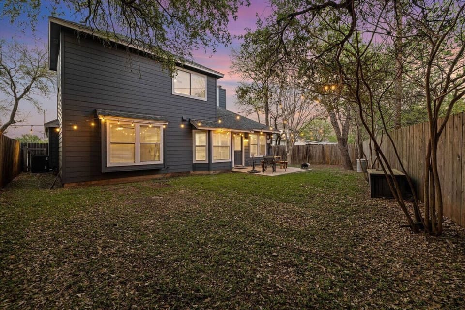 Private home in quiet cul-de-sac. Driveway parking for two vehicles.