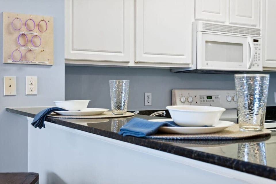 Kitchen bar seating