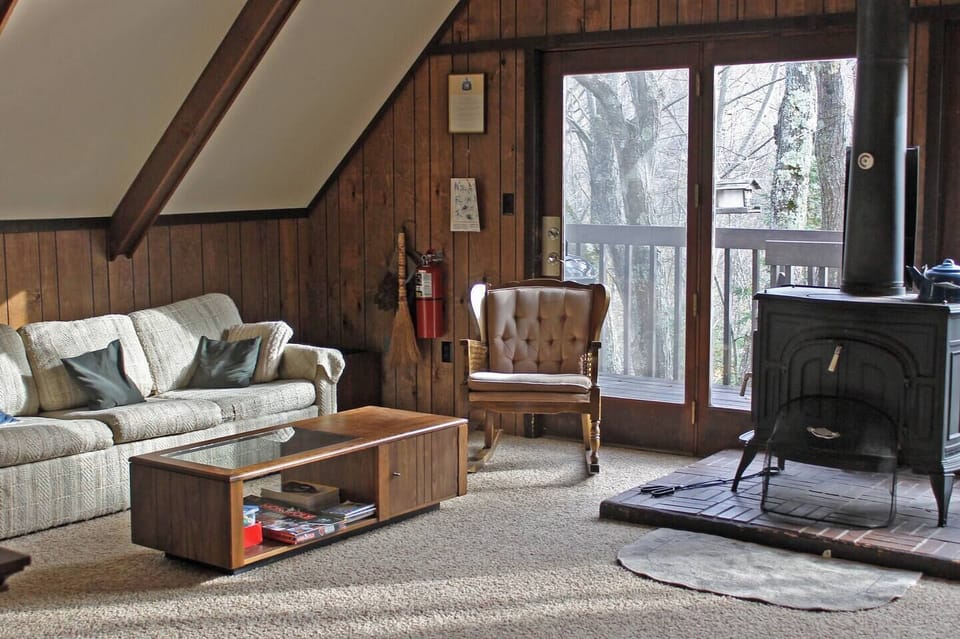 Living Room - Upper Level