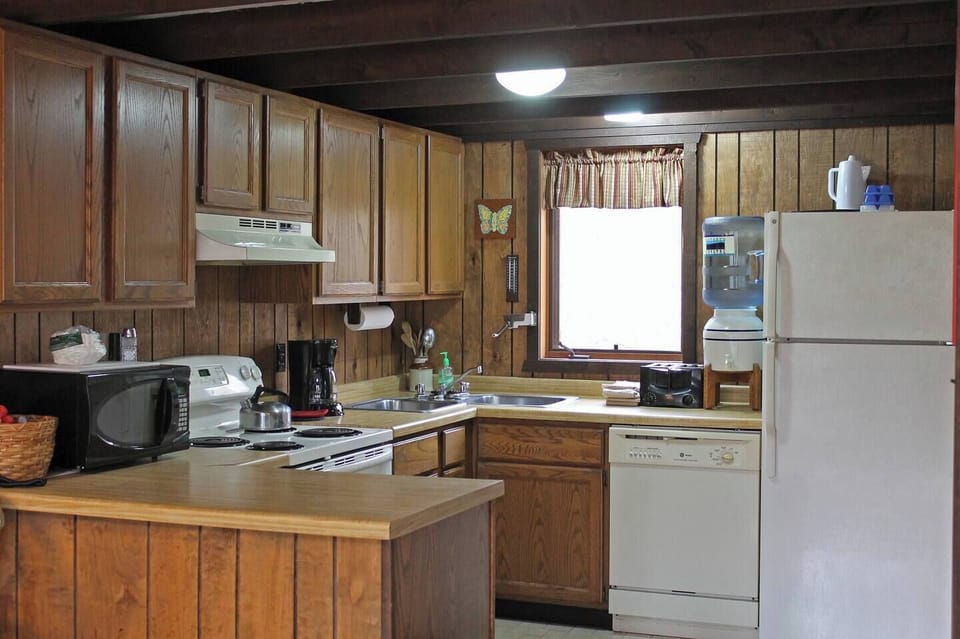 Kitchen - Upper Level