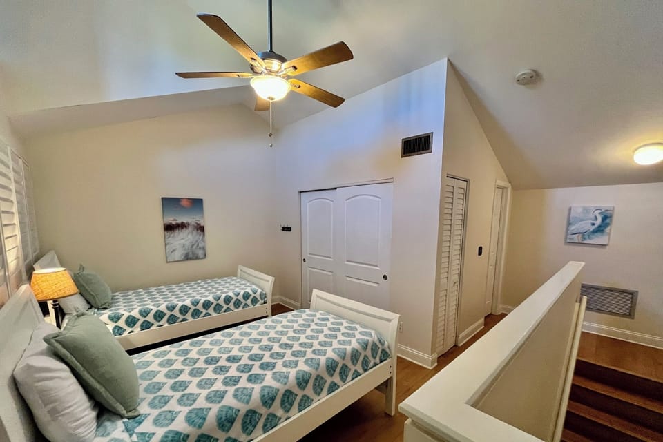 Bedroom 2 (semi-enclosed loft)