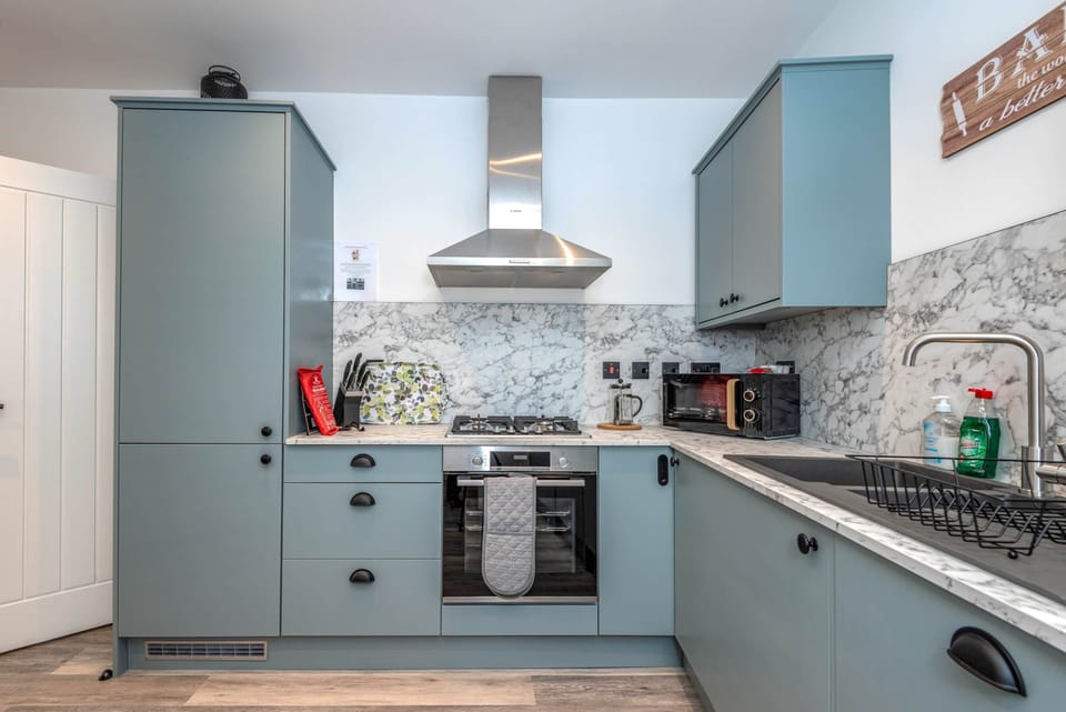 Kitchen 2