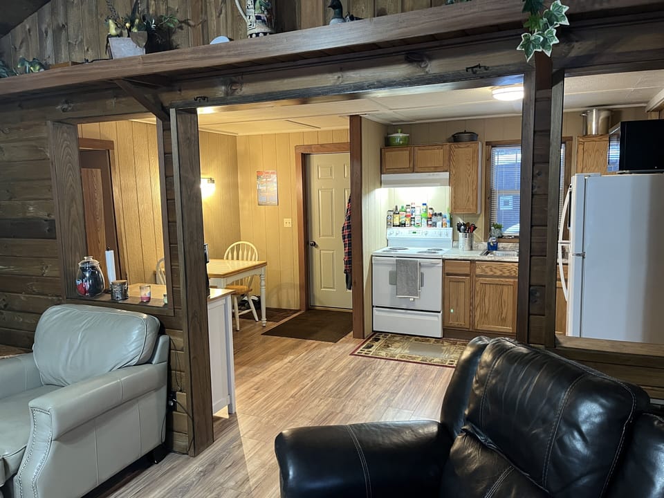 Kitchen-Dinette