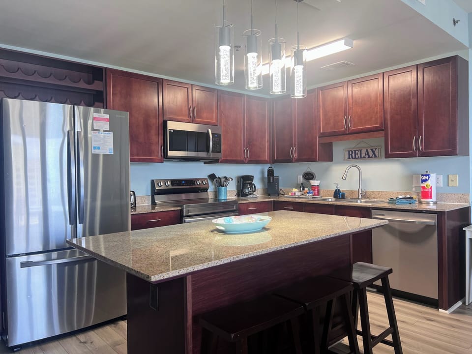 Kitchen has all you need and more