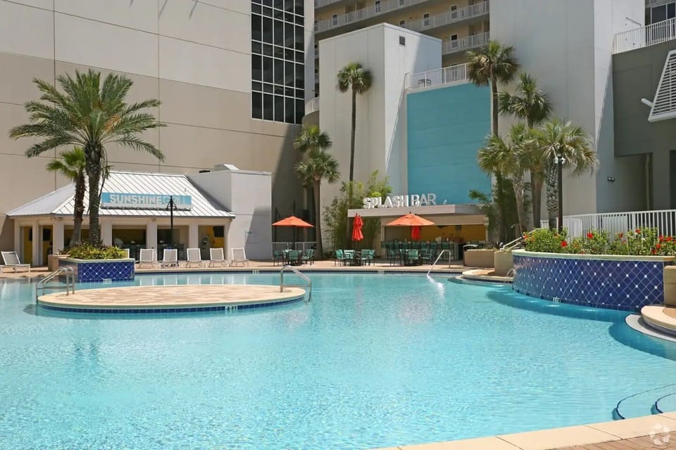 Fabulous pool at Laketown Wharf