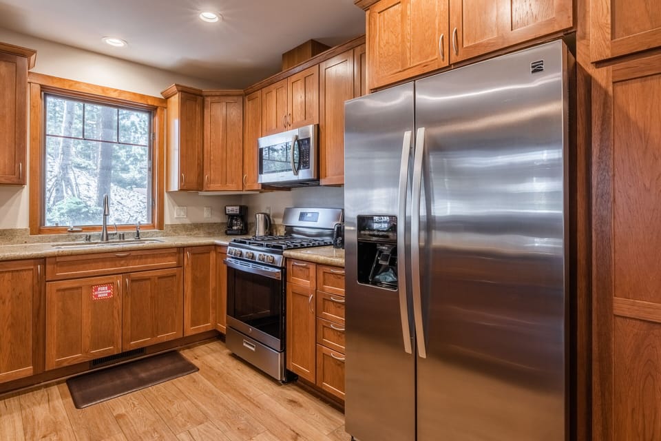 Fully equipped kitchen