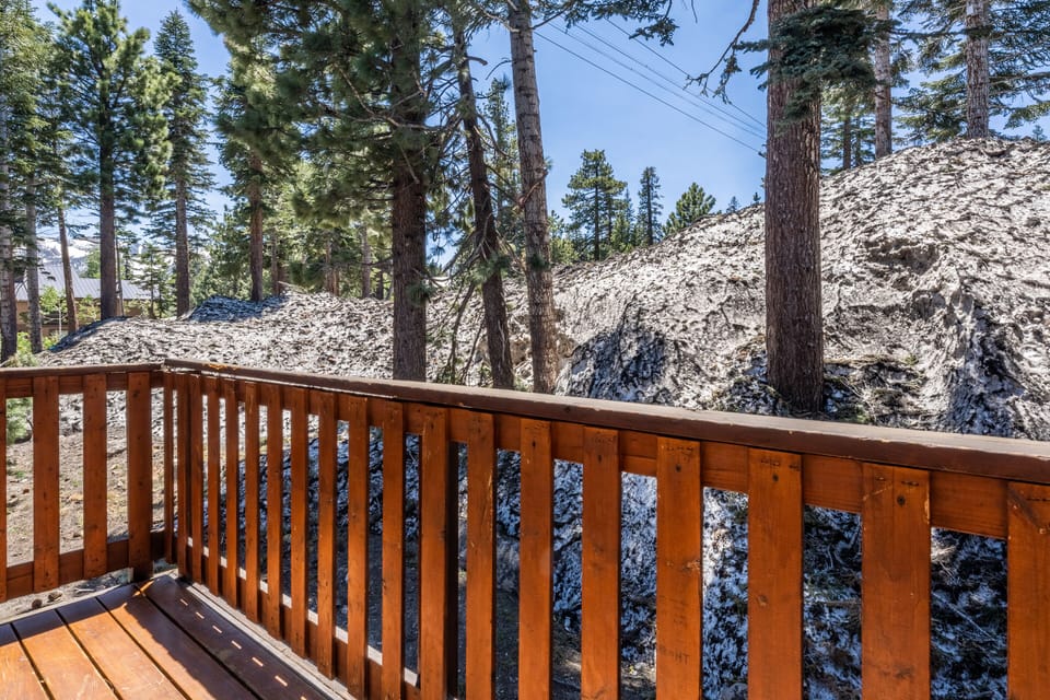 Deck off Living room