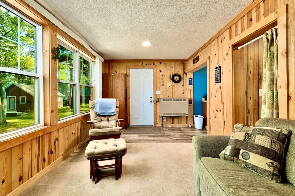 Cabin five living space