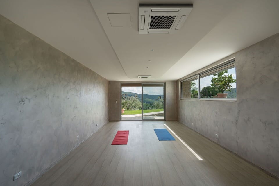 Amenities, Autumn, Other Room, Room Detail, Spring, Summer