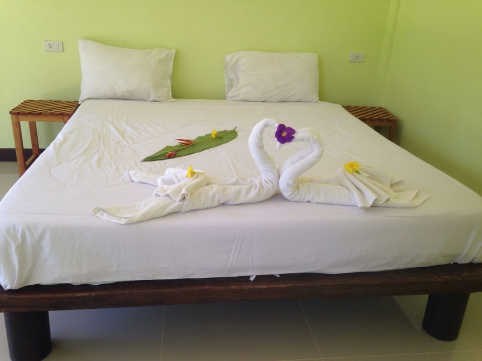 Rollaway beds, free WiFi