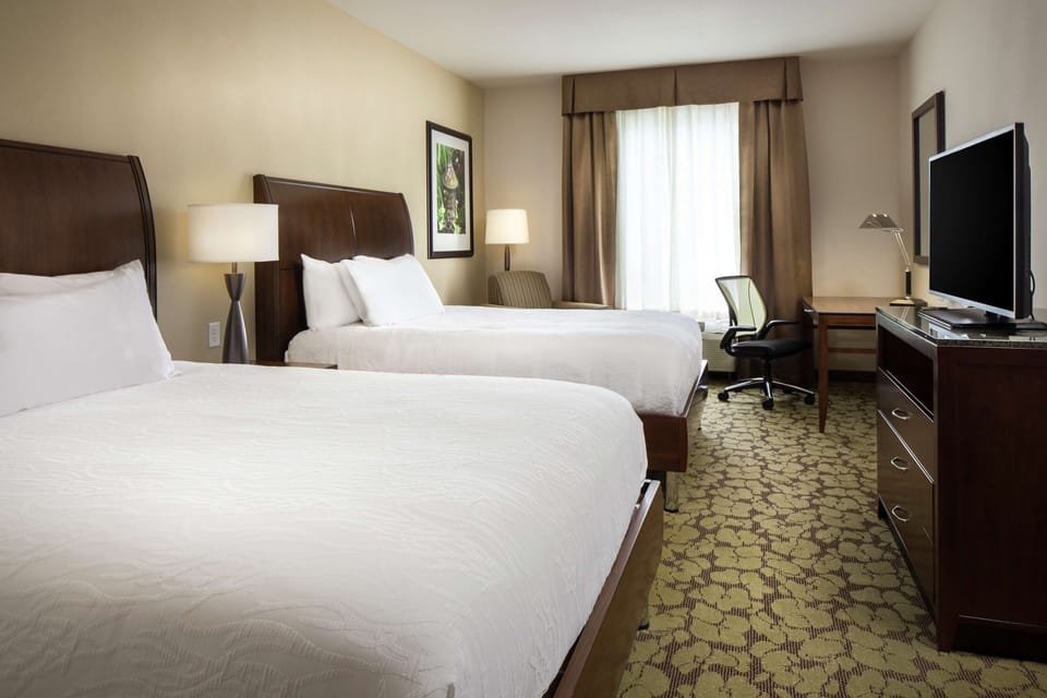 In-room safe, cribs/infant beds, rollaway beds, free WiFi